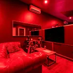 - Rhona Apartment *