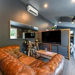 - Rhona Apartment Caderousse